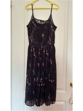 💜 Dex Black Floral Lace-Trim Midi Dress with Purple & Pink Accents